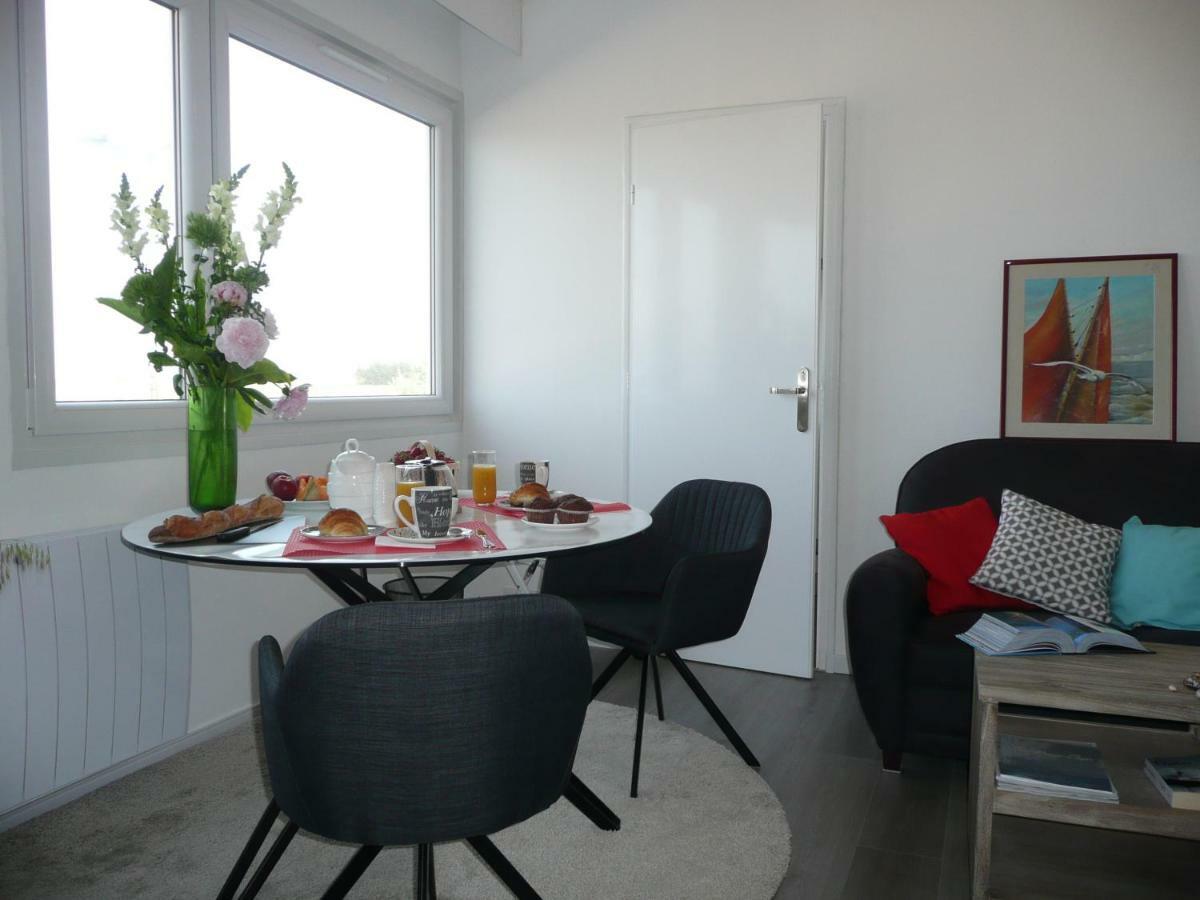 Escale Marine A Calais 4 Etoiles Apartment Exterior photo