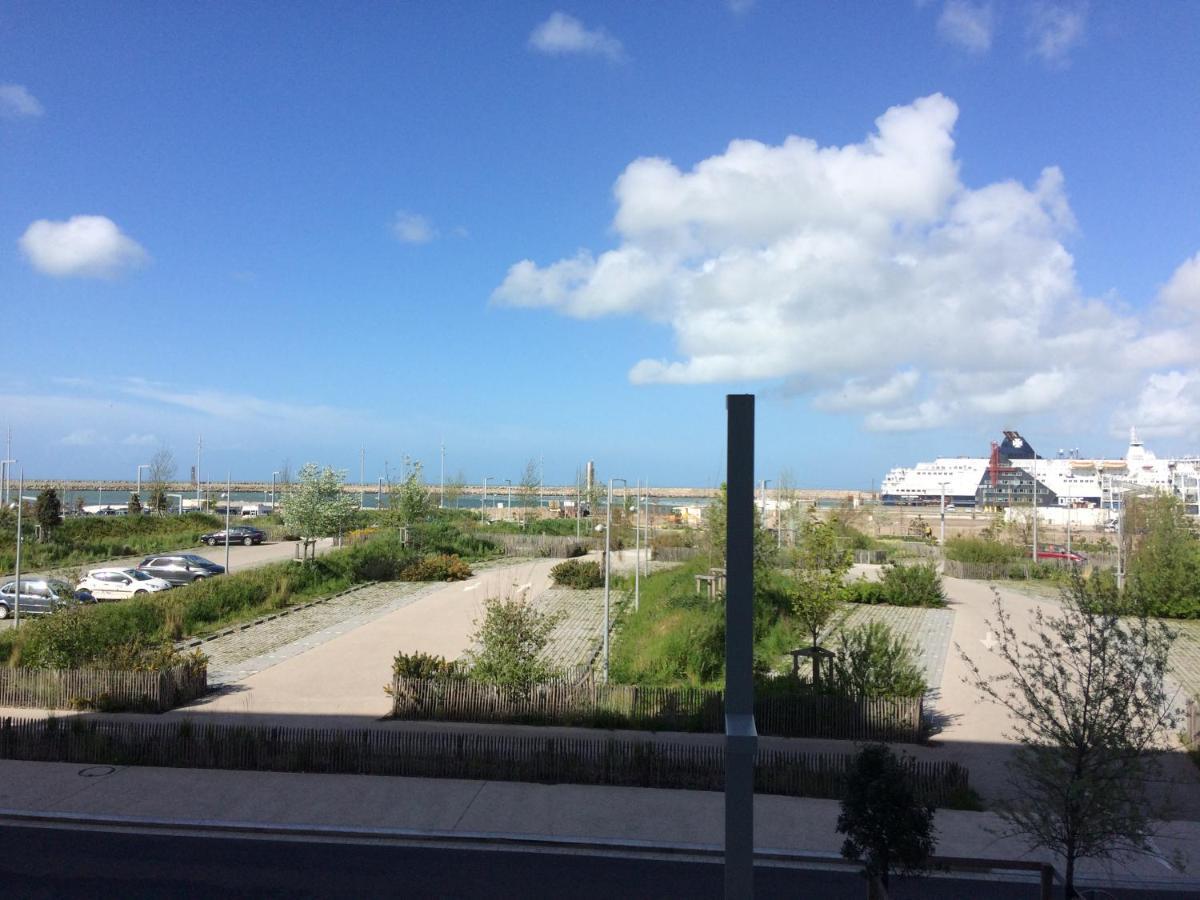 Escale Marine A Calais 4 Etoiles Apartment Exterior photo